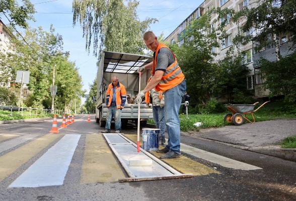 В Серпухове обновляются пешеходные переходы к началу учебного года