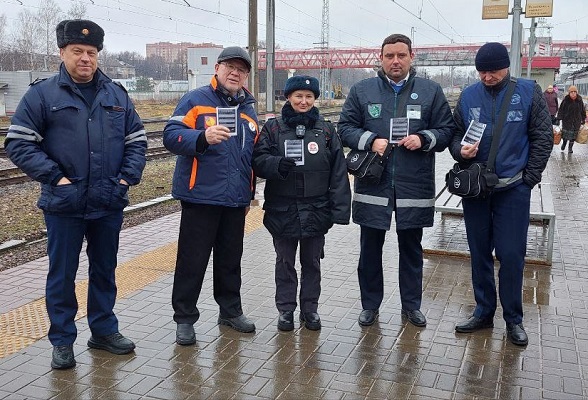 В Серпухове провели рейд безопасности на железнодорожном вокзале